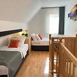 Bed & Breakfast Boutique Loka