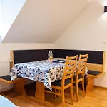 Nočitev z zajtrkom Boutique Loka 4*