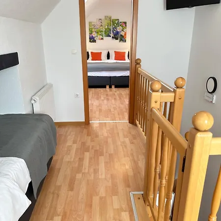 Boutique Loka Bed & Breakfast 4*