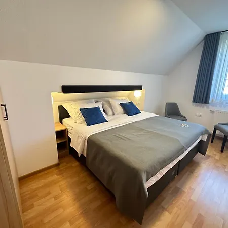 Bed & Breakfast Boutique Loka