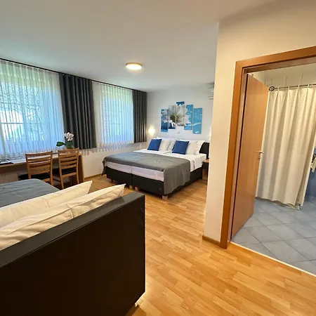 Boutique Loka Bed and Breakfast