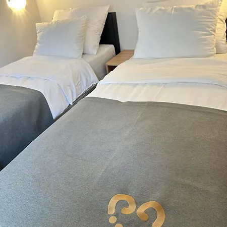 Bed & Breakfast Boutique Loka 4*
