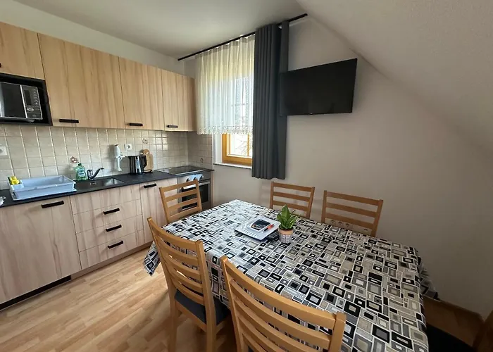 Boutique Loka שקופיה-לוקה