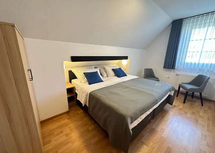 לינה וארוחת בוקר Boutique Loka