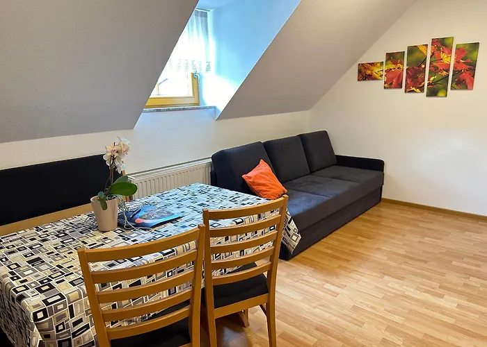 לינה וארוחת בוקר Boutique Loka 4*