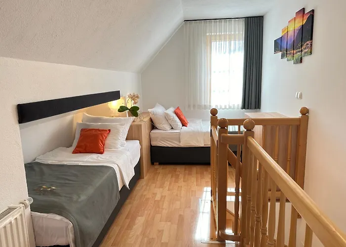 לינה וארוחת בוקר Boutique Loka